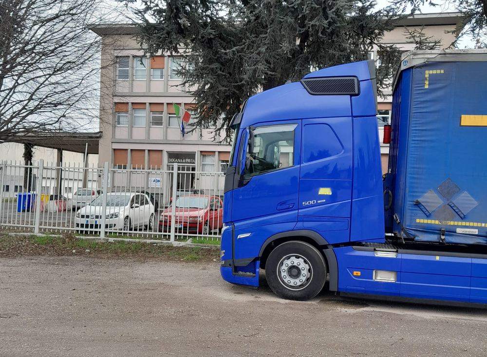 Delphic truck at an Italian customs office handling post-Brexit UK to EU customs clearance